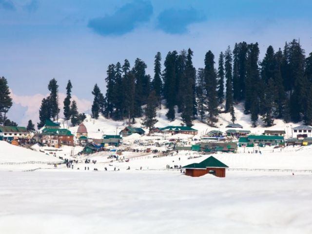 kashmir-tour-packages-amazing-scenic-travel-deals