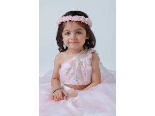 best-photography-studio-in-kirti-nagar-small-0