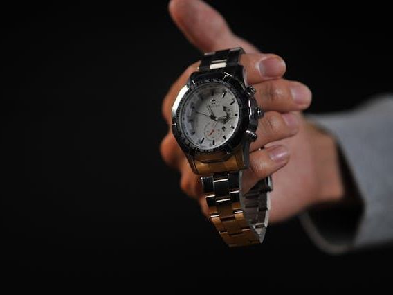 online-watch-store-in-ahmedabad-latest-watches
