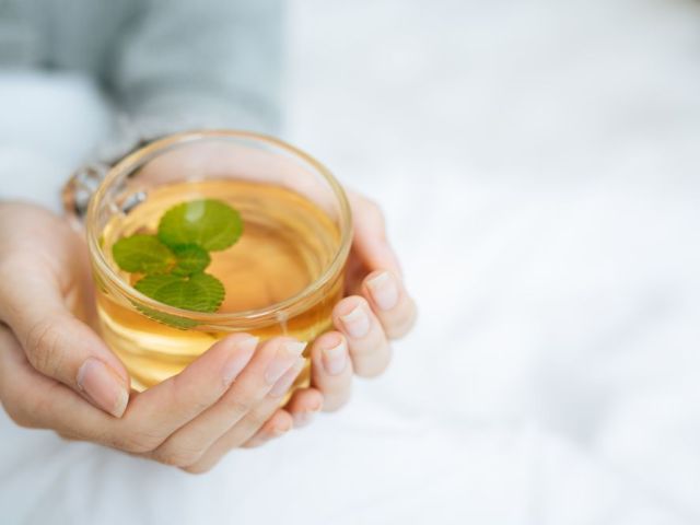 herbal-tea-for-gut-health-gentle-care-for-a-healthy-gut