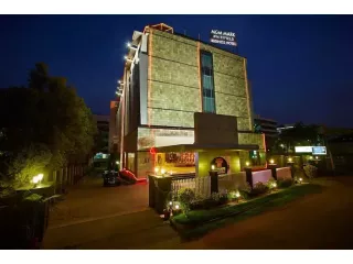 hotels-in-gurugram-book-comfortable-affordable-stays-small-0