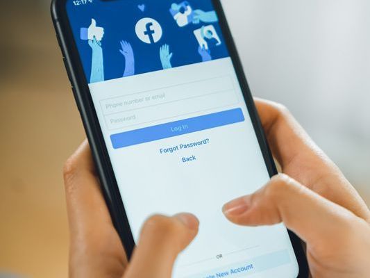 facebook-advertising-services-in-noida
