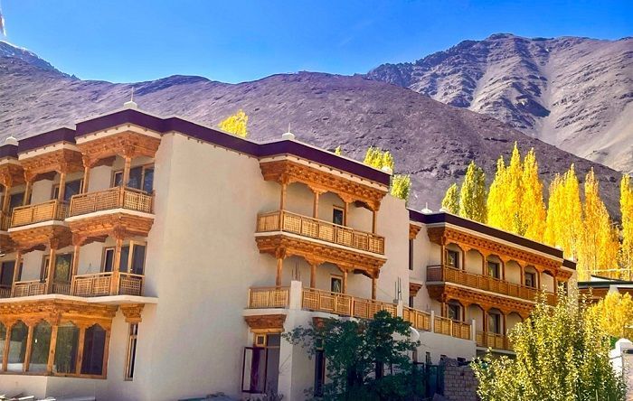 best-hotel-in-leh-ladakh-big-0