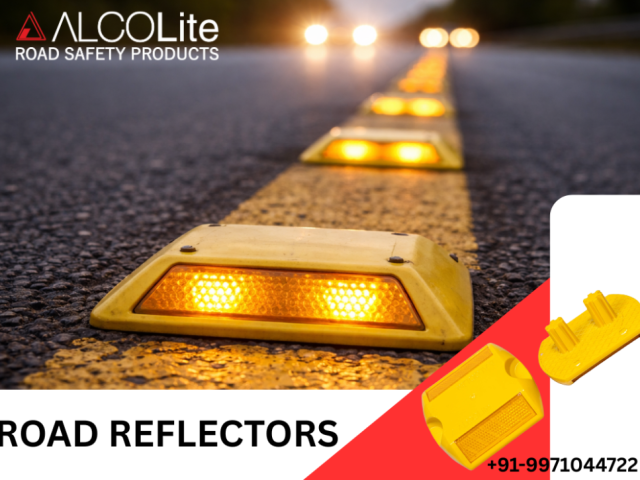 smart-road-reflectors-for-clear-visibility-accident-prevention