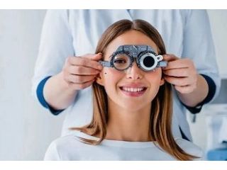 ophthalmology-treatment-in-ahmedabad-small-0