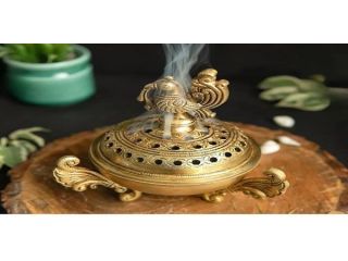 royal-decor-luxury-furniture-inspired-by-timeless-elegance-small-0