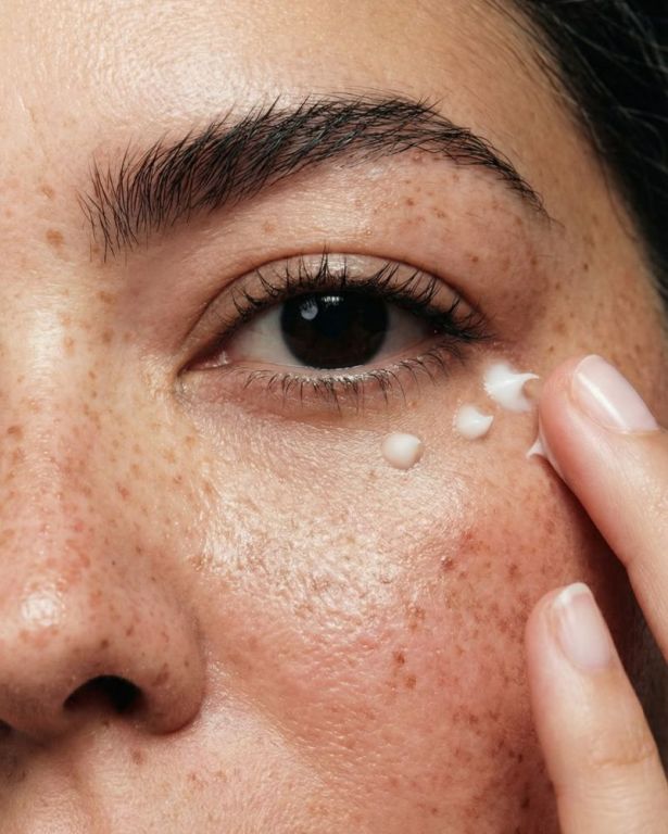eye-brightening-cream-for-everyday-use-big-0