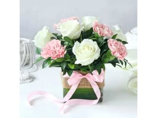 online-flower-bouquet-delivery-in-gurgaon-from-oyegifts-small-1