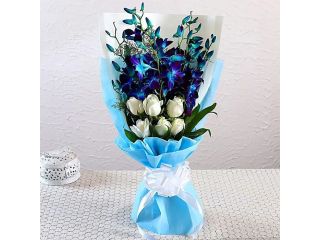online-flower-bouquet-delivery-in-gurgaon-from-oyegifts-small-4
