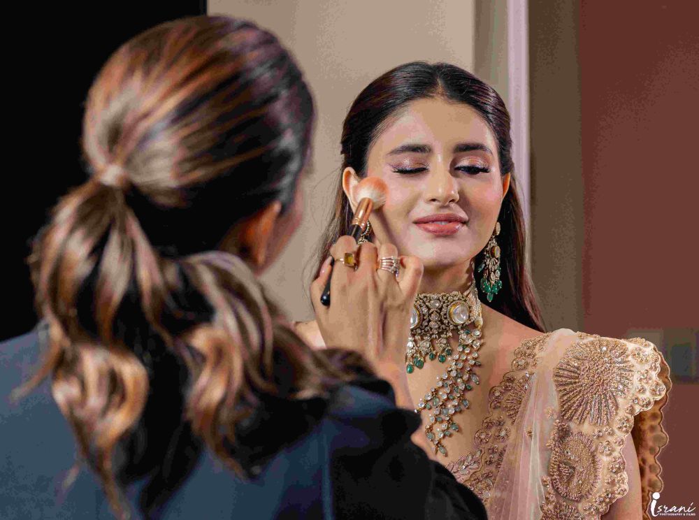 best-bridal-makeup-artist-in-india-for-brides-big-0