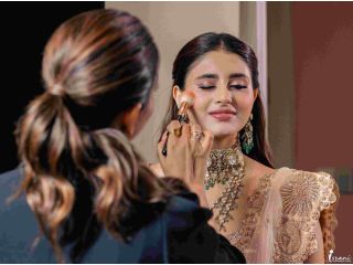 best-bridal-makeup-artist-in-india-for-brides-small-0
