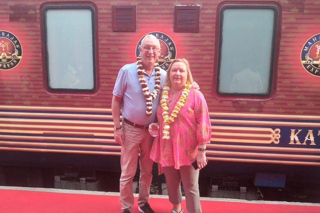 palace-on-wheels-luxury-train-journey-big-0