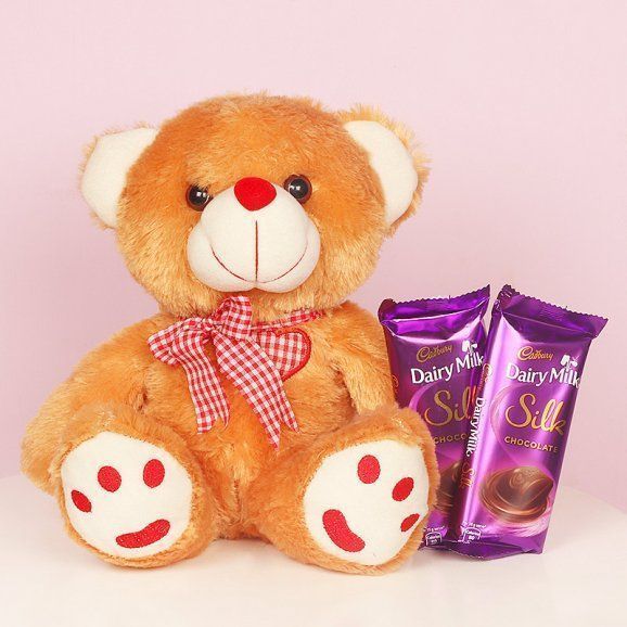 send-mothers-day-gifts-to-india-with-best-discount-from-oyegifts-big-1