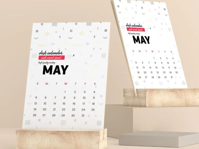 desk-calendar-with-wooden-stand