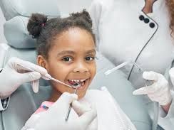 trusted-dentist-in-chetla-for-complete-dental-care
