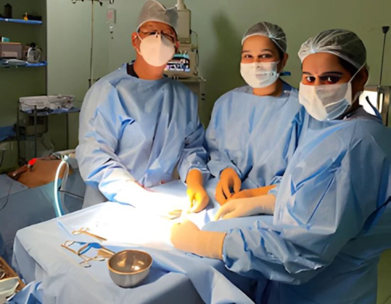 dr-amit-d-goswami-surgeon-big-2