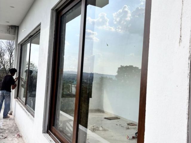 thakur-glass-work-ludhiana-damal-aluminium-dealer-shop