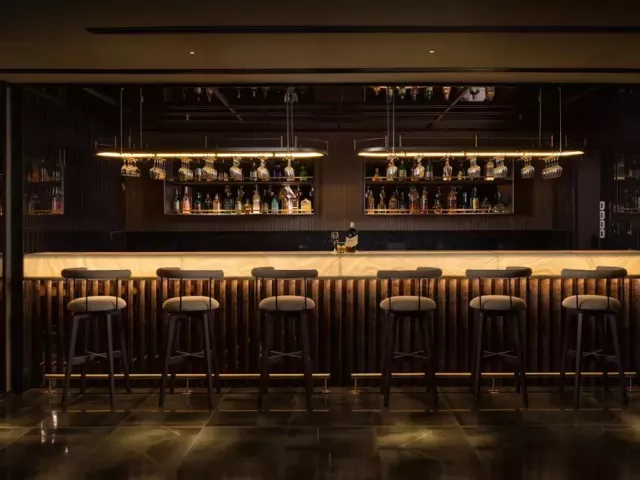 best-restobar-in-ernakulam-premium-dining-experience