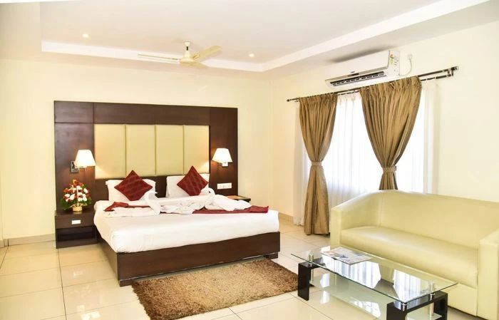 safe-and-verified-couple-friendly-hotels-in-mysore-big-0