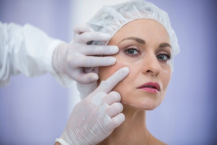 leading-plastic-surgery-hospital-in-gandhinagar-big-0