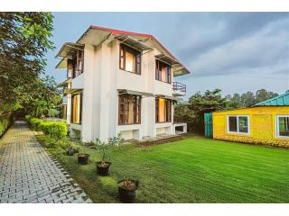 family-resorts-in-jim-corbett-small-0