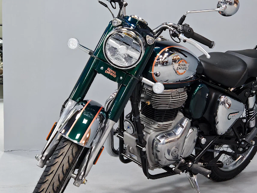 own-the-classic-350-easy-finance-with-bajaj-finserv-big-0