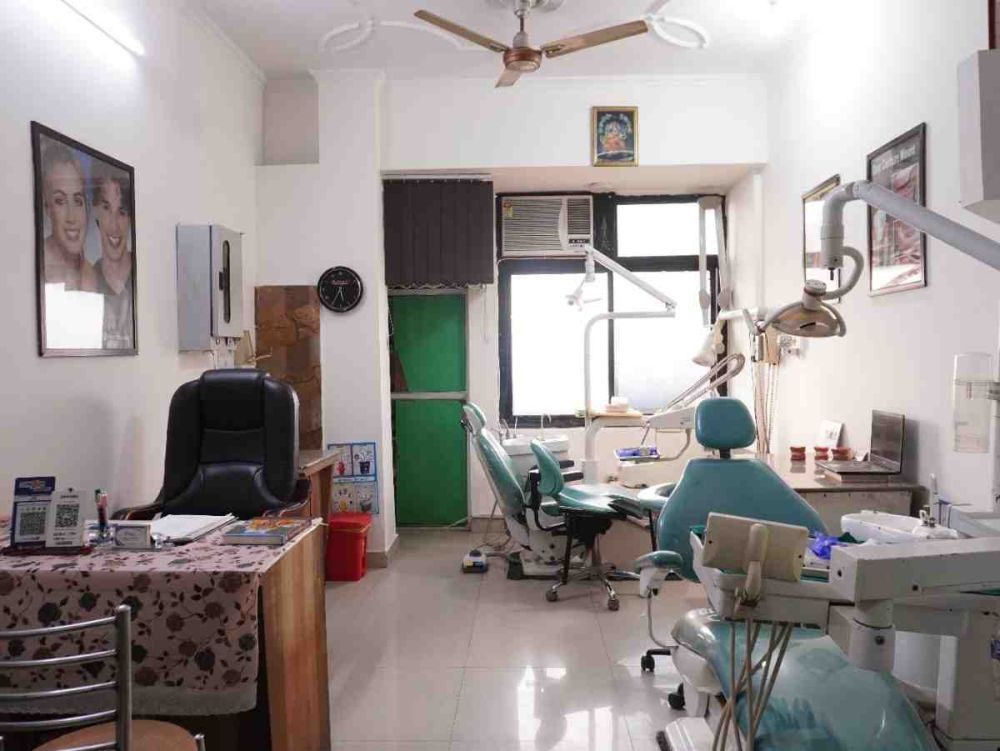 dentist-in-dwarka-sector-11-modern-clinic-with-expert-care-big-0