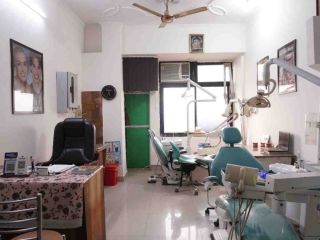 dentist-in-dwarka-sector-11-modern-clinic-with-expert-care-small-0