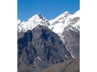 track-the-ghost-of-the-himalayas-ladakh-reserve-now-small-0