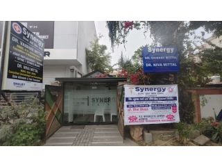 dr-vaibhav-mittal-orthopedic-small-0