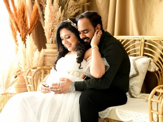 pre-maternity-shoot-in-gurgaon