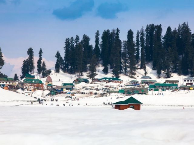kashmir-tour-packages-from-ahmedabad-luxury-deals