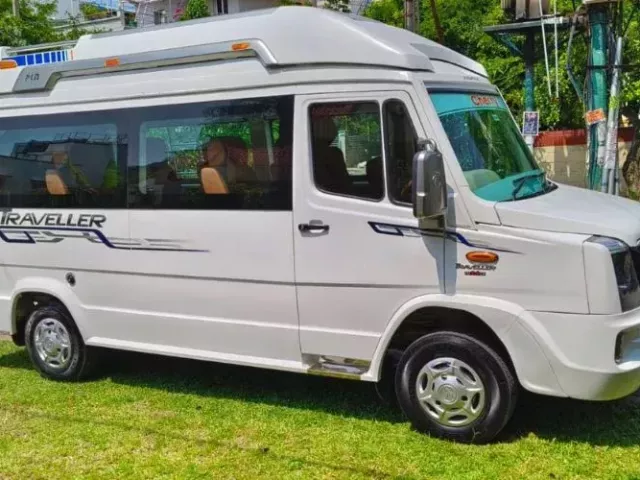 premium-luxury-tempo-traveller-service-for-comfortable-travel