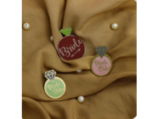 customised-brooches-for-wedding-small-0