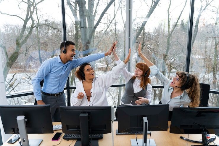 how-to-improve-employee-happiness-at-workplace-big-0