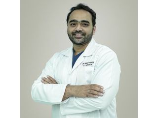 cardiothoracic-heart-surgeon-in-vijayawada-dr-varun-pamidi-small-0