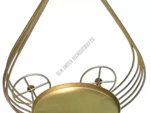 handcrafted-metal-decorative-hamper-basket