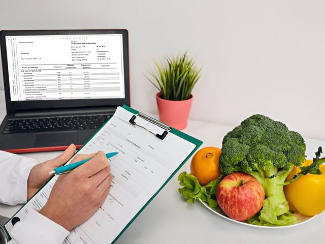 trusted-thyroid-dietitian-in-kolkata-manage-thyroid-naturally