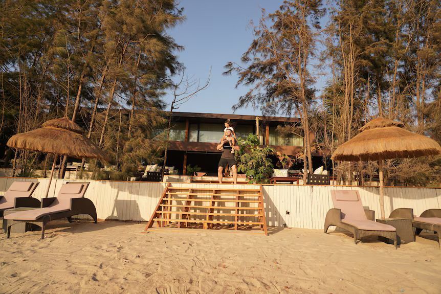 relax-at-goa-resorts-with-private-beach-in-morjim-big-3