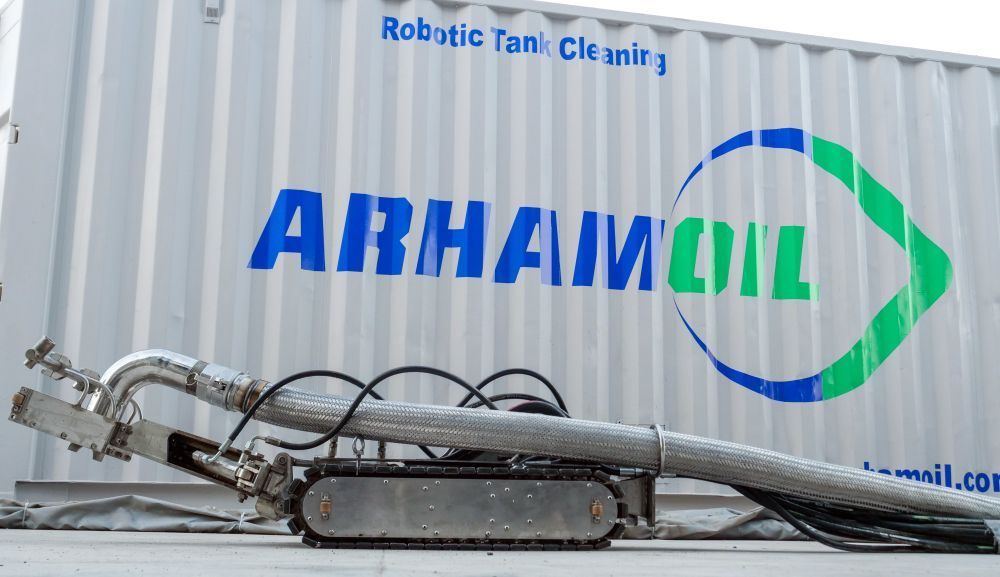 arham-oilrobotic-tank-cleaning-big-2