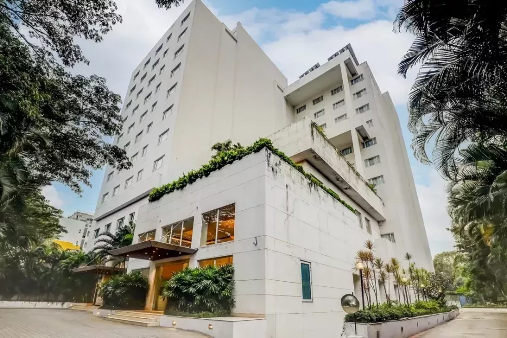 hourly-hotels-in-gurugram-convenient-stays-near-business-hubs-big-0