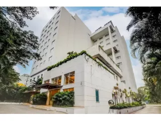hourly-hotels-in-gurugram-convenient-stays-near-business-hubs-small-0