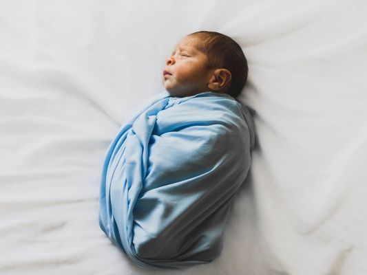 high-quality-newborn-photography-in-noida-made-simple
