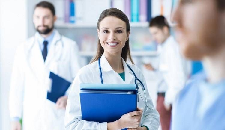 best-fertility-doctor-in-ghaziabad-with-high-success-rate-big-0