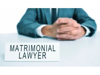 divorce-lawyer-in-ahmedabad-for-legal-support-small-0