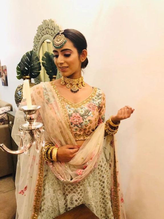 shweta-beauty-studio-bridal-makeup-artist-in-delhi-big-4