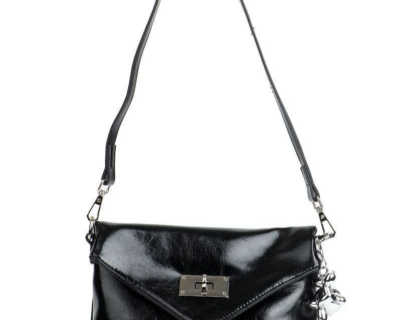 best-date-night-bags-for-women-twirl-and-tote