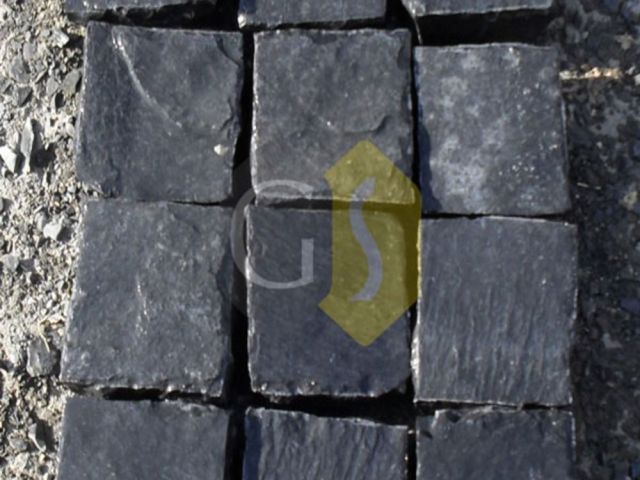 cobblestone-suppliers-building-strong-foundations