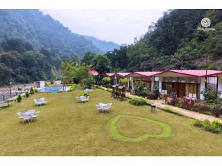 best-riverside-resort-in-rishikesh-for-nature-comfort-small-0