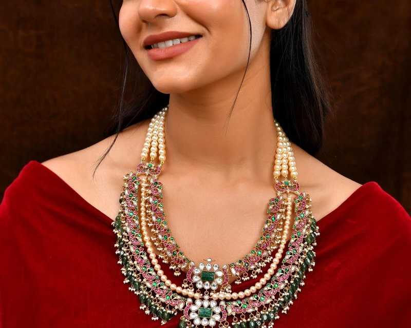 royal-kundan-rani-haar-to-enhance-your-glamour
